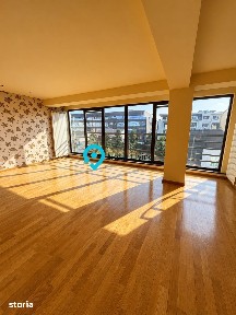 Apartament cu 4 camere de închiriat | Imobil intim | Parcare subterană