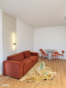 Apartament 2 camere | Renovat 2025 | Boxa | Garaj | Balcon inchis | Gr