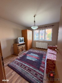 Apartament 3 camere cu balcon, etaj 2, zona Centru, Alba-Iulia