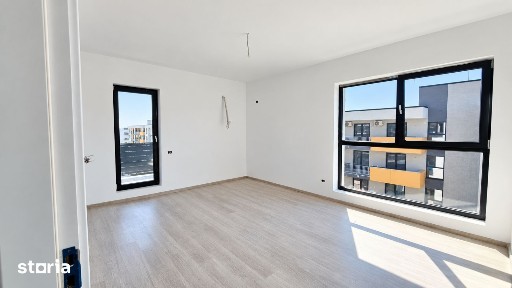 3 Camere, Metrou, Dezvoltator, Bloc Finalizat,Centrala,83 MP, Pallady