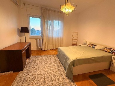 Inchiriere apartament ultracentral, Caderea Bastiliei - UiPath- zona Pta Romana
