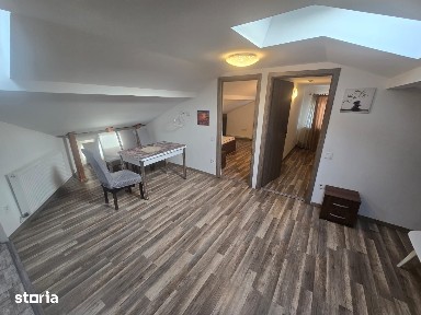 Apartament 3 camere decomandate de inchiriat zona Centrala