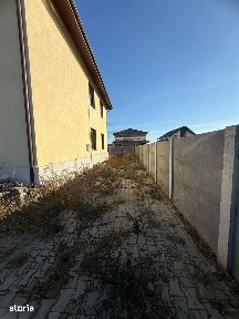 Duplex intreg de vanzare, compartimentat in 4 apartamente - ideal inve