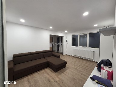 Apartament 2 camere renovat, etaj 1 - Micro 6, Târgoviște