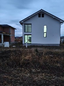 Casa individuală În Cristian modernă - premium