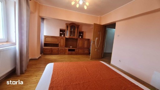 Vand apartament 2 camere,decomandat,in Campineanca,Vrancea