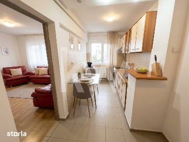 Apartament cu 3 camere langa Palas, intermediar, fara risc, semidecoma