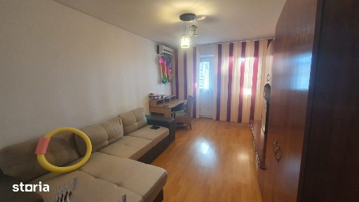 Proprietar vând apartament 2 camere decomandat - Țiglina 1, Galați