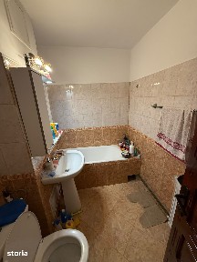 4 camere decomandate 1Mai Pelendava 2bai 3/4 84 mp centrala termică