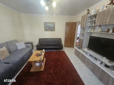 Apartament 4 camere, etaj 1 - Exercițiu, lângă Poștă