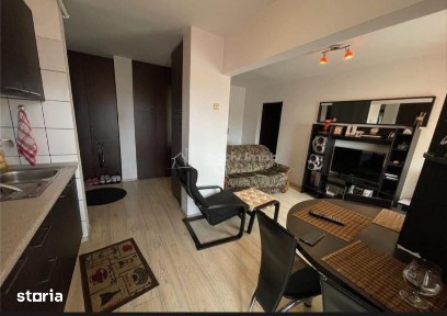 Apartament 3 Camere - Zona Malul Rosu