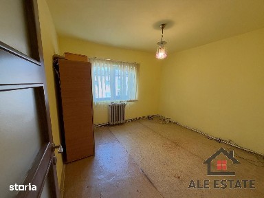URGENT-Apartament 2 camere decomandate, zona Ampoi 2 (CAROLINA MALL)
