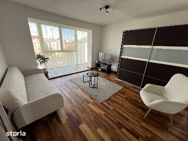 Apartament 3 camere decomandat, zona Mihai Viteazul