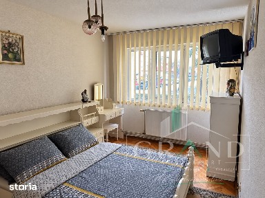 Apartament 3 camere de vanzare, Gheorgheni