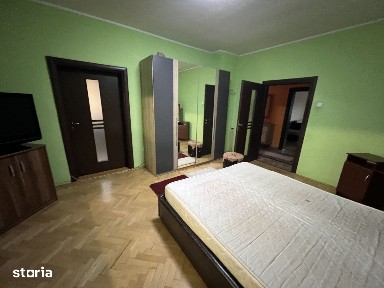 ÎNCHIRIEZ casa cu 2 camere decomandate- zona Milea