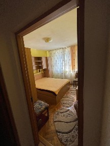 Apartament 2 camere semi-decomandat | Medgidia, Catanga | Etaj 4/4 | Centrală proprie