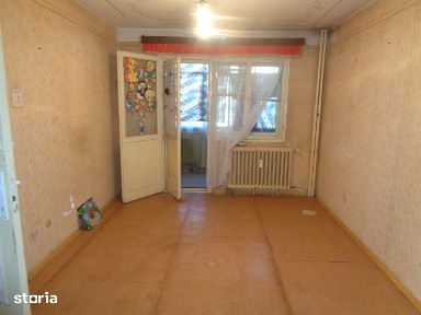 Apartament 2 camere, decomandat, 63 mp, etaj 1, VLAICU, 56000 EURO