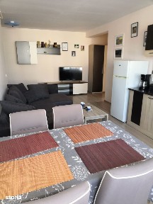 Apartament 3 camere de închiriat, balcon inclus