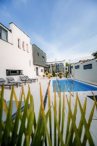 Vilă PREMIUM 305 mp - 2 piscine + SPA/Jacuzzi - Sântana de Mureș