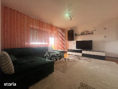 Apartament 3 camere, zona Bou Rosu