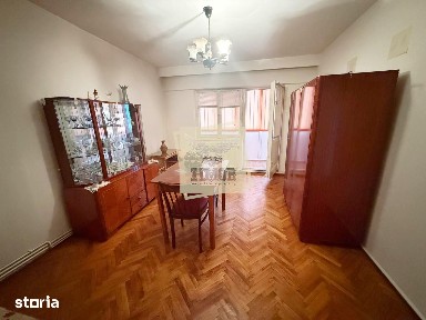Apartament cu 4 camere 2 bai balcon si pivnita in Vasile Aaron