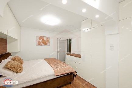 Apartament, 80 m²