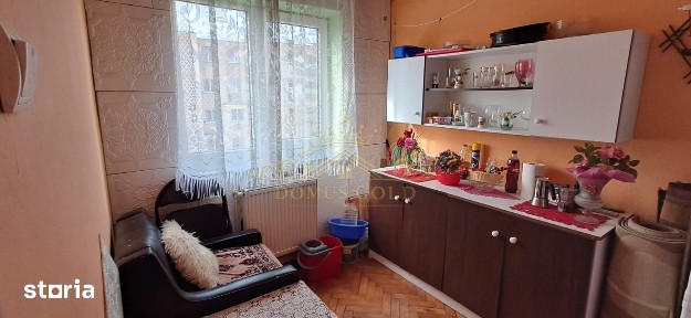 Apartament 3 camere de vânzare, 41 mp, str. Lianelor, Turda