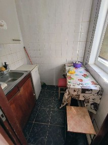 Proprietar închiriez garsonieră zona Lipovei (Iulius Mall), parter
