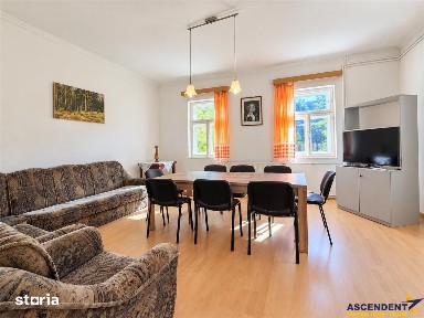 Proprietate deosebita in Padureni: 2 case, domeniu de 3.800mp, priveli