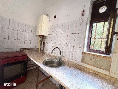 Apartament cu 3 camere la casa,curte comuna in zona Odobescu Timisoara