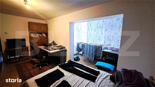 Apartament cu 2 camere, decomandat, cu parcare si boxa - Strada Harm