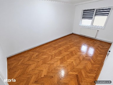 Apartament 3 camere decomandate zona Dioda