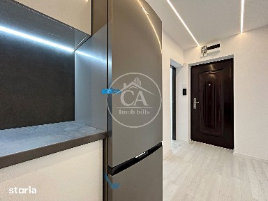Apartament de vanzare cu 3 camere in zona Velenta, Oradea
