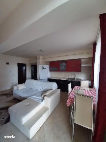 De vanzare Apartament 2 camere, zona Stadion Bloc Nou.