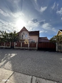 Casa in Santandrei de inchiriat