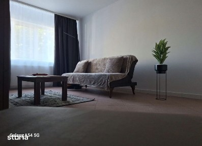 Apartament cu 2 camere de închiriat în zona Călărași 4