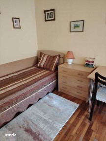 Dau in chirie apartament 2 camere zona Spitalului Judetean