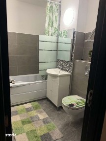 Inchiriez apartament 3 camere decomandate