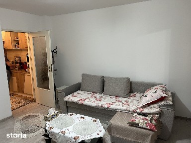 garsoniera str rahovei in bloc de apartamente