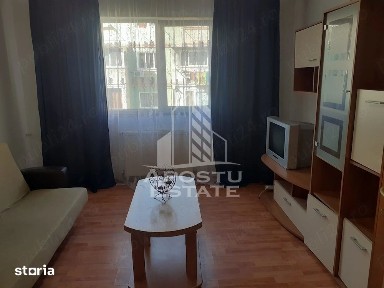 Garsoniera de inchiriat in zona Buziașului
