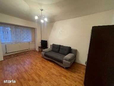 Rovine, etaj 3/4, preț 64.000 € negociabil