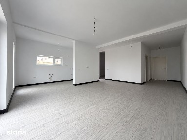Duplex 3 camere, parter, 90mp utili, 310mp teren, terasa 14mp-Sag