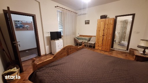 Casă de închiriat, 4 camere, Elisabetin