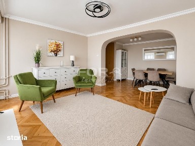 Apartament 4 camere, ultracentral, lângă Primăria Oradea