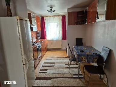Inchiriez apartament 3 camere decomandat Deva, Liliacului, 2 bai
