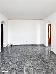 Apartament 3 camere, centrala proprie - zona Vlaicu