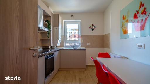 Apartament cu 2 camere de închiriat, zona Coresi, Tractorul