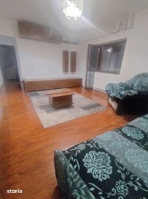 Apartament cu 3 camere, 81 mp, zona Central