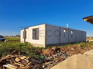Casa Noua-Oradea-Cheriu-Daconti Village 1-GAZ-Canalizare-SPUMA 15 cm